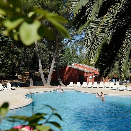 Residence Odalys Le Village Camarguais Les Gardians Arles Exterior foto