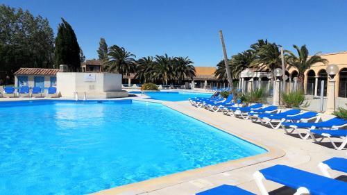 Residence Odalys Le Village Camarguais Les Gardians Arles Exterior foto