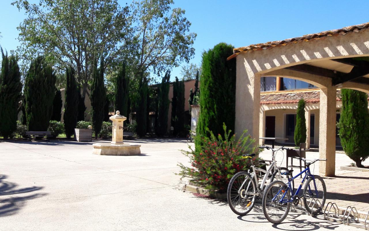 Residence Odalys Le Village Camarguais Les Gardians Arles Exterior foto