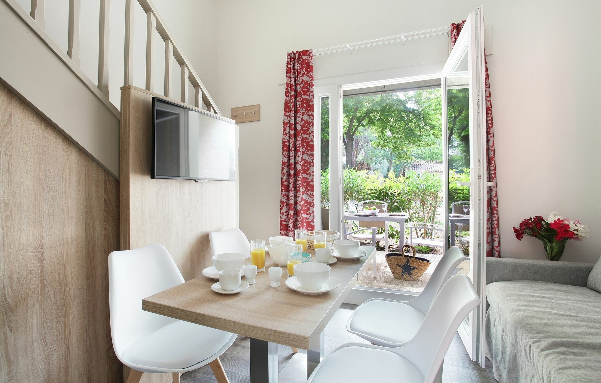 Residence Odalys Le Village Camarguais Les Gardians Arles Exterior foto